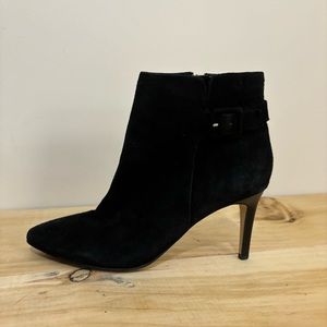 Marc fisher black suede leather heeled ankle boots size 9